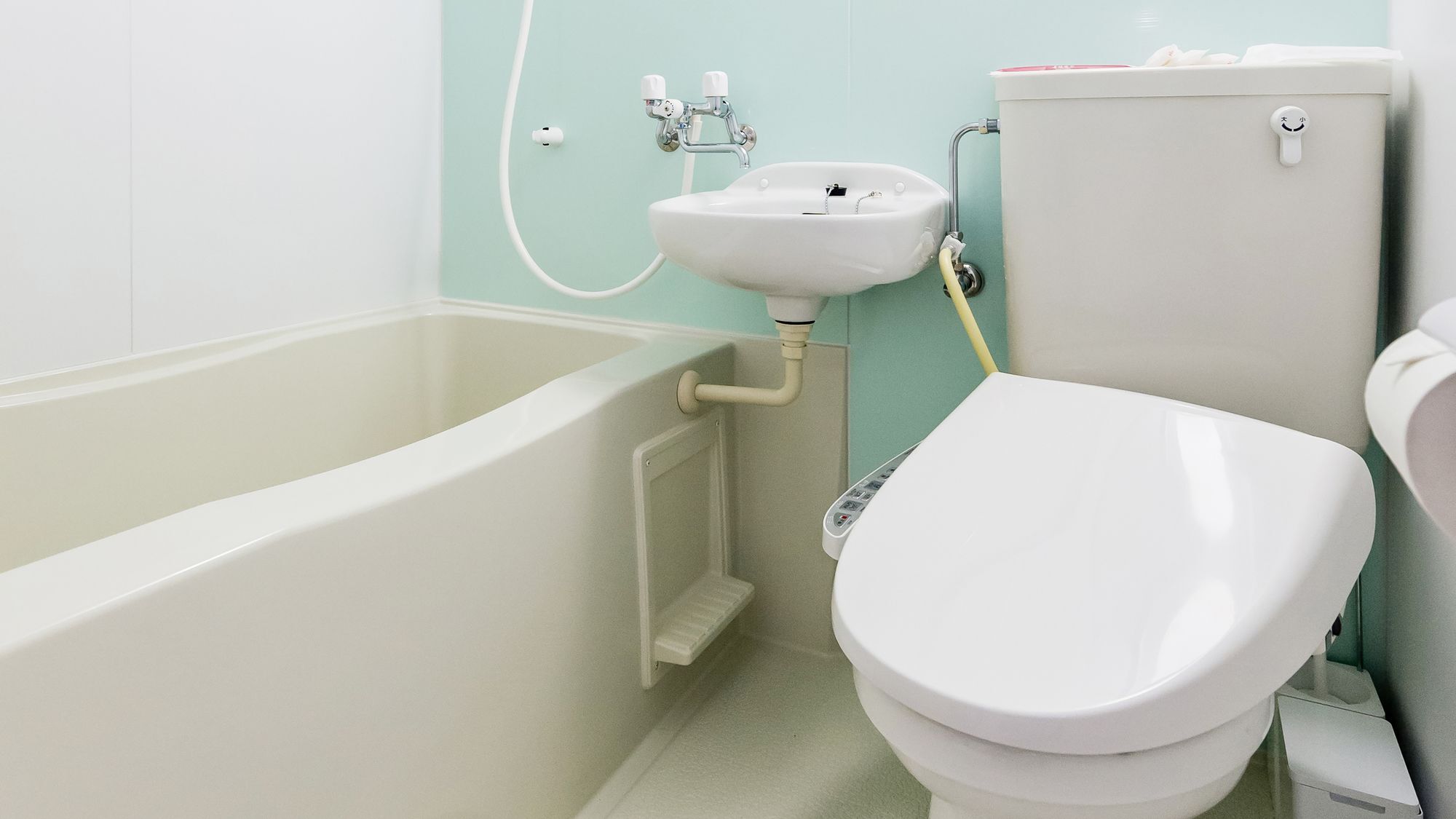 Condominium Resort Naha Living Inn Asahibashi Ekimae Annex Εξωτερικό φωτογραφία